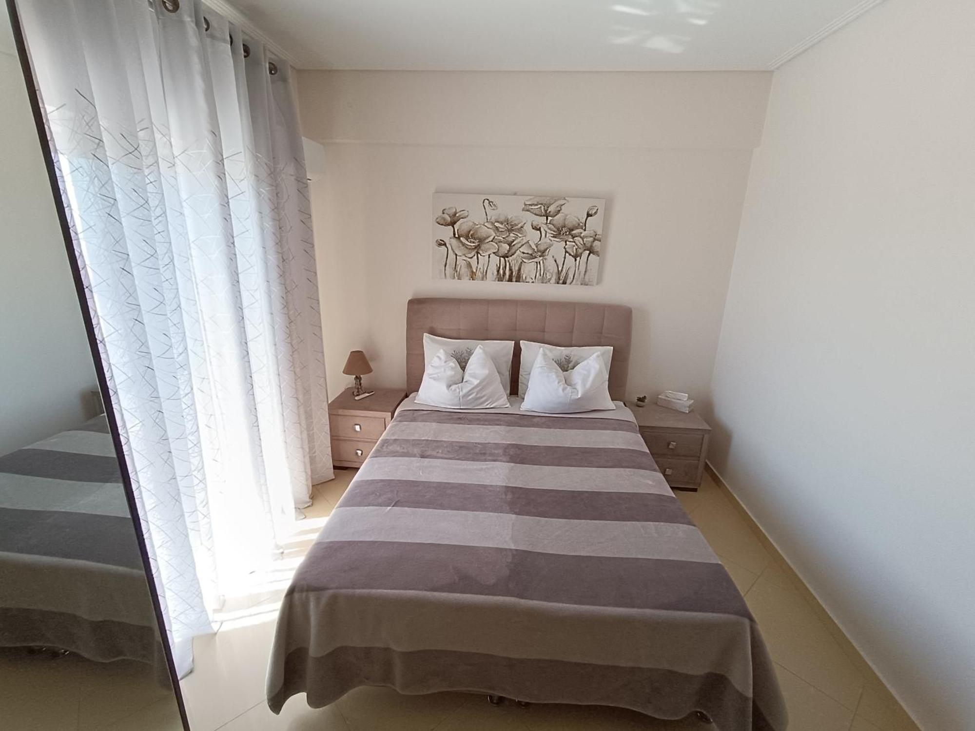 New Elegant Roof Apartment Acharnes Exterior photo